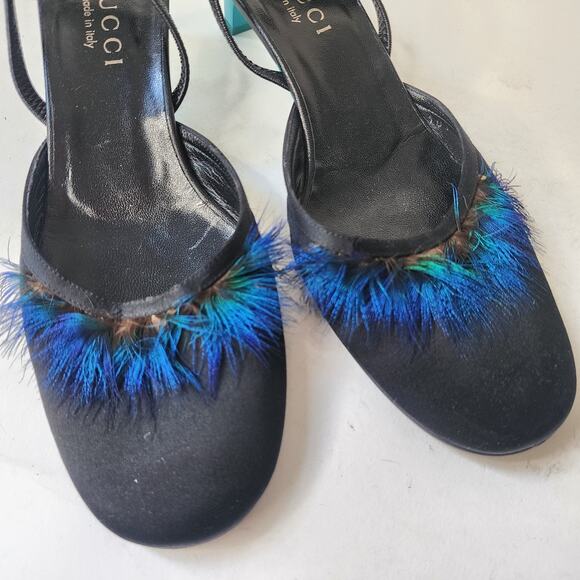 Gucci Vintage 1999 Tom Ford Black Satin Blue Feather Heels 7B - Picture 2 of 10